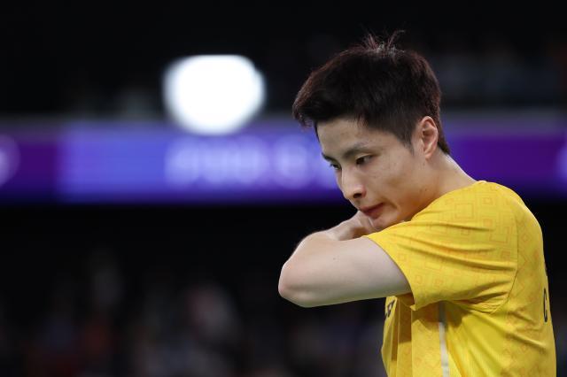 开云电子-石宇奇止步8强步东京奥运后尘 国羽男单全军覆没